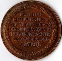 Bronze-Medaille 1913, auf 100 Jahre der Befreiungshalle, 44,99mm, 40,83g (#1638) leichte Patina, vorzüglich Rs..jpg
