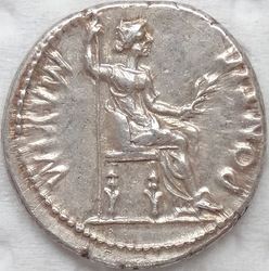 Tiberius 18-35 Denar 3,76g Lyon RIC 30 R.JPG