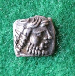 330-325 Balakos Obol , Aul.8656 vgl (1).JPG