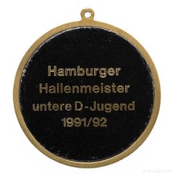 1992 Medaille Hamburger Fussball-Verband Hallenmeister untere D-Jugend 1991-92_02 800x800 150KB.jpg