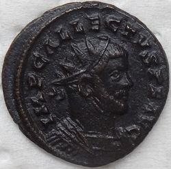 Allectus 293-296 Antoninian (reduziert) 2,64g Camulodunum RIC 128 A.JPG