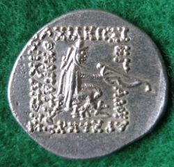 0095-90 v.Gotarzes I. Drachme Rhagae, Sellw (2).JPG