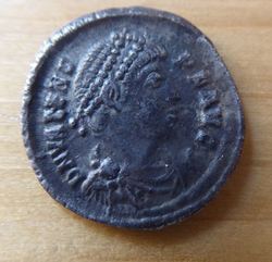Valens Siliqua von bertolami av.jpg