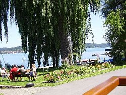 Blick auf den Bodensee von Georg's Fischerhütte 3a.jpg