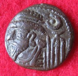 1.Jhd.v-2.n. Unbek.früher Arsakide, Drachme, vH 10 (1).JPG