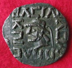 1.Jhd.v-2.n. Unbek.früher Arsakide, Bi-Tetradrachme, vH 10.3,1-1Ad (2).JPG