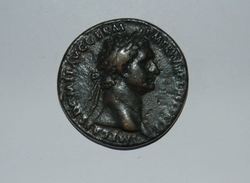 domitian guss avers.jpg
