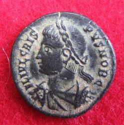 RIC 92, Follis, Nicomedia 324-25 (1).JPG