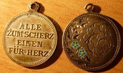 schmuck2_20_pf.jpg