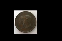 Bronzemedaille Napoleon III. + Eugenie 1855 Weltausstellung Vs.jpg