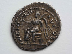 RIC_II_1²_536A_vespasian_rv.jpg
