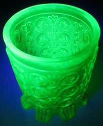 Pressglass_16_08_2025_NM_15€_a.jpg