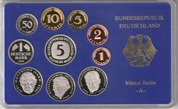 2000 1.jpg