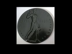 Eisengussmedaille Hartig 1925 Vs.jpg