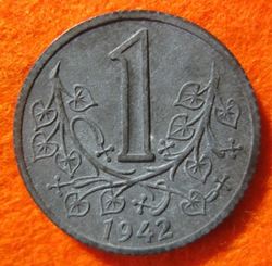 1942  1 Koruna; KM 4 (2).JPG