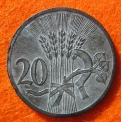 1942  20 Haleru; KM 2 (2).JPG