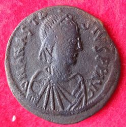 0491-0518 Anstasius I. Follis, Konst. Off E (1).JPG