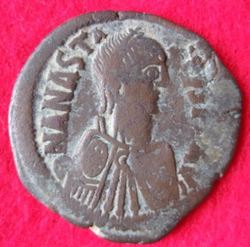 491-518 Anastasius I. Follis Konst. 2 (1).JPG