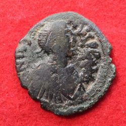 So 2,5.4  Follis, Konstantinopel, Off Δ (1).JPG