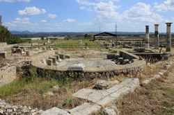 (2) Lucus_Feroniae.jpg