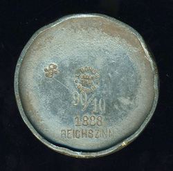 Zinnkanne Boden 300.jpg