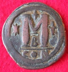 So 4,14, Justinian I. Follis, Konstant. Off B(2).JPG