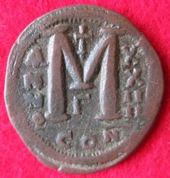 So 4,20, Justinian I. Follis, J 24 Konst.  (2).JPG