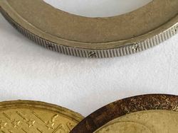 2 Euro gefälscht Detail 1.jpg
