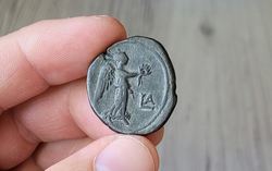 VitelliusNike.jpg