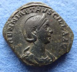 Herennia Etruscilla Sesterz.jpg