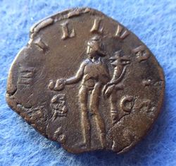 Traianus Decius sesterz Illyricum RV.jpg