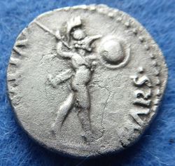 68-69 Denar Mars Vltor-SPQR.jpg