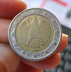 2EuroUmlaufSeltsam1.jpg
