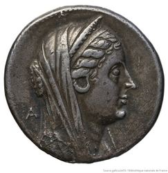 Arsinoe II Paris_klein.jpg
