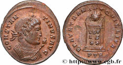 Römisches Kaiserreich Constantinus I. (Augustus 307-337). Geprägt 322 in Augusta Treverorum, 2. Offizin. Æ Centenionalis 18,5 mm, 3,52 g, 5 h. klein.jpg