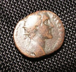 Antoninus Dup Av.jpg
