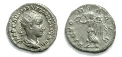 072_Gordianus III (VICTORIA AVG)-1.jpg