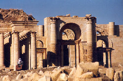 Hatra_ruins.jpg