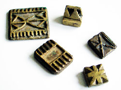 Akan-Gew-geom.jpg