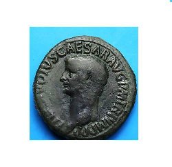 Claudius VS.JPG