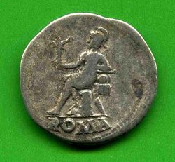 Denar Nero C. 258 Rv. ROMA. Roma li. sitzd..jpg