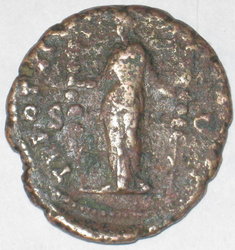 Rv. Antoninus Pius As Fides.jpg