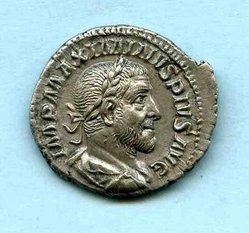 Denar Maximinus Thrax C. 46 Av. IMP MAXIMINVS PIVS AVG..jpg