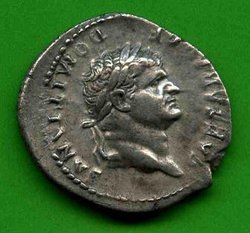 Denar Domitianus C. 47 Av. CAESAR AVG F DOMITIANVS..jpg