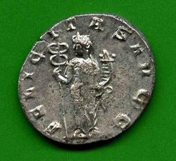 Ant. Valerianus I. C. 53 Rv. FELICITAS AVGG. Felicitas li. stehd..jpg