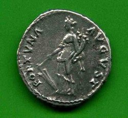 Denar Nerva C. 66 Rv. FORTVNA AVGVST. Fortuna li. steh. m. Steuerruder u. Füllh..jpg