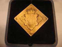 hklo 003.jpg