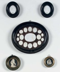 d4957923x.jpg