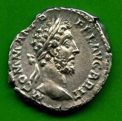 Denar Commodus C. 150 (a) Av. M COMM ANT P FEL AVG BRIT..jpg