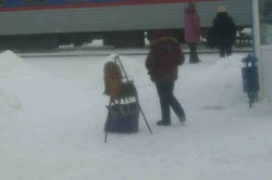 Fischhändler am Bahnhof.jpg